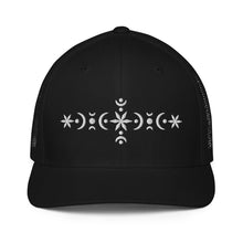 Load image into Gallery viewer, Shining Star Embroidered Closed-back trucker cap | Flexfit
